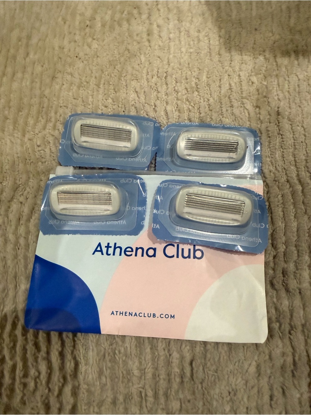 Athena Club Replacement Razor Cartridges (4) - Picture 2 of 2